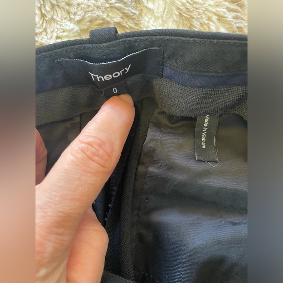 Theory testra 2B sevona wool pants size 0. Black. EUC - Picture 4 of 5